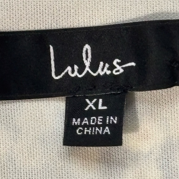 Lulu's Blue and White Floral Midi Dress - Picture 8 of 15